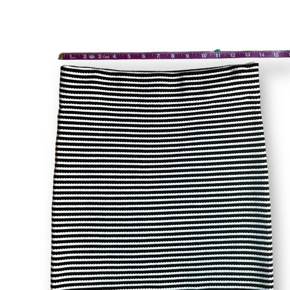 THEORY Charlot B Enchanted bandage mini skirt black white striped size Small Y2K - Picture 4 of 8